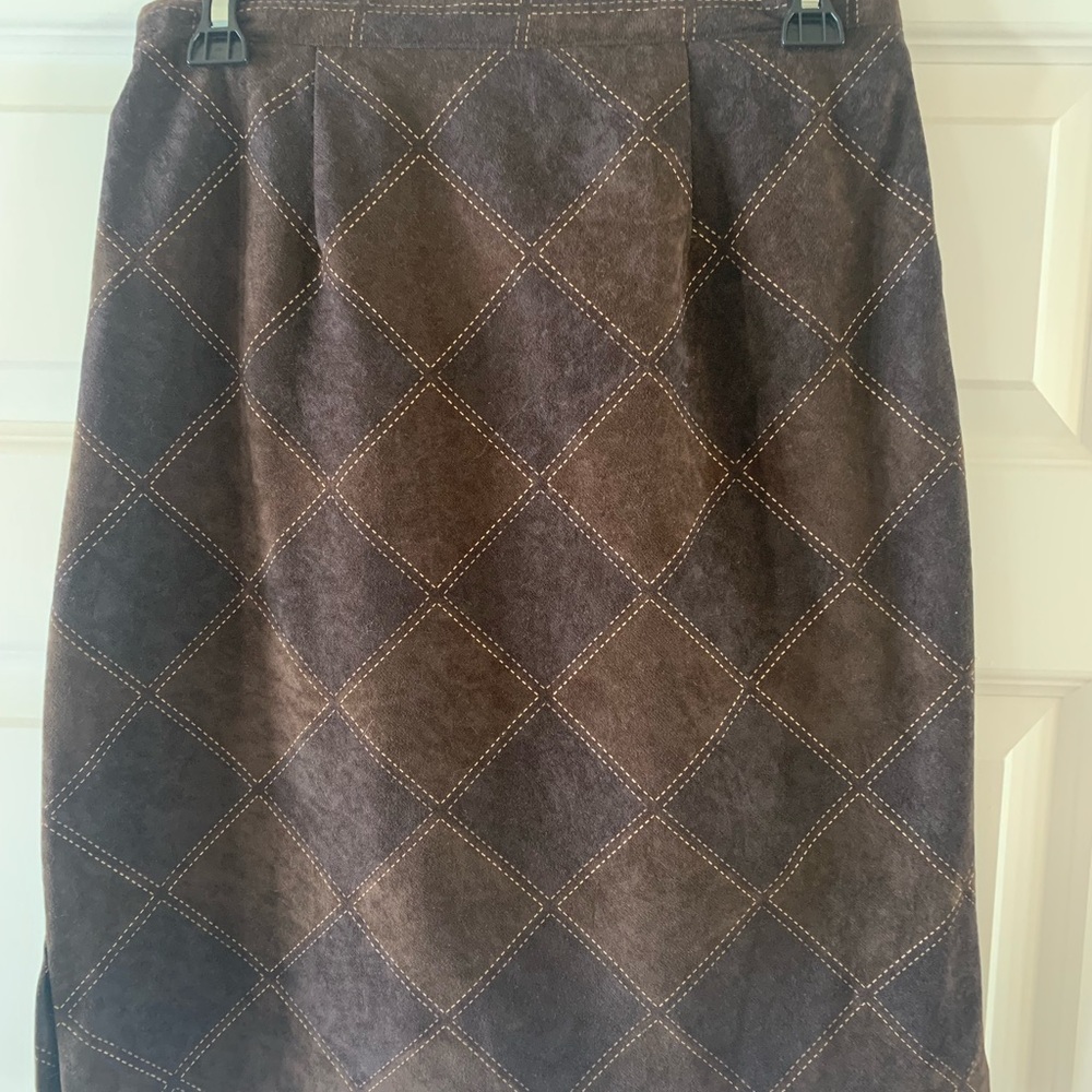 T & Company Skirt Brown Size 10